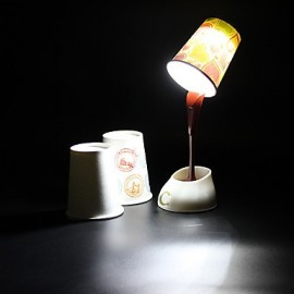 Lampe de table LED à lumière blanche, design de café versé, DIY (USB/3xAAA)